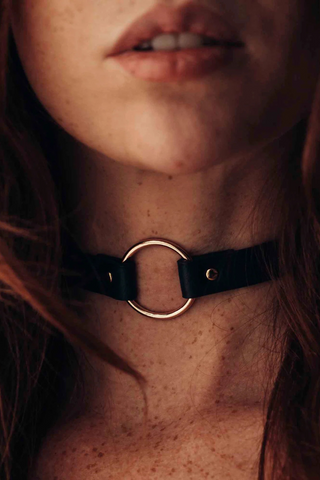 Bijoux Indiscrets Maze Vegan Leather Thin Choker Black