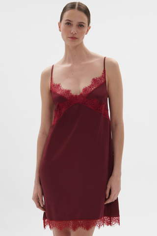 Simone Pérèle Satin Secrets Nightdress Spinel Red